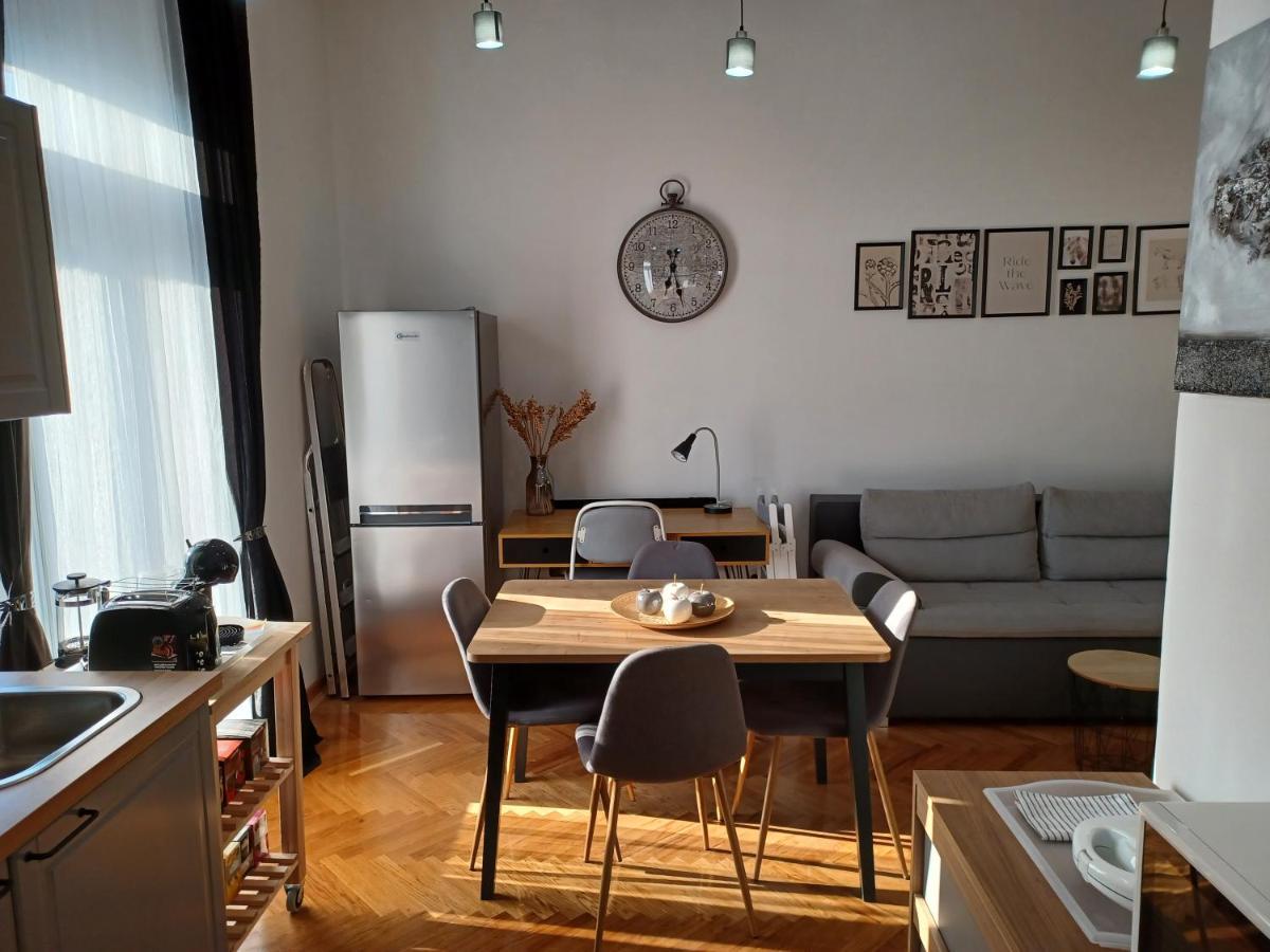 Apartment Hesperia Zagreb Ngoại thất bức ảnh